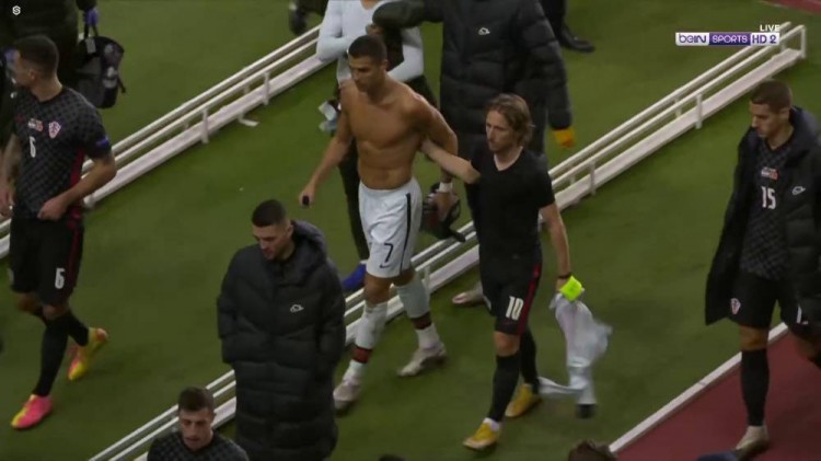 中场的表现 中场的表现